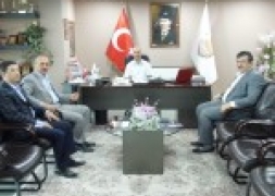 AFYONKARAHİSAR SEMERKAND VAKFI HEYETİ BELEDİYE BAŞKANIMIZ RECEP BOZKURT'U MAKAMINDA ZİYARET ETTİ.