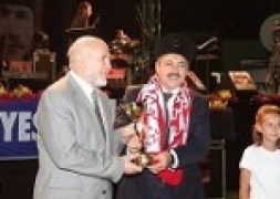 ŞUHUT 10.ZAFERYOLU KÜLTÜR VE SANAT ŞENLİKLERİ ZAFERİN 92.YIL DÖNÜMÜ İLÇEMİZDE BÜYÜK ÇOŞKU İLE KUTLANDI.