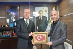 Nazik Afyonkarahisar Bem Bir-Sen Şube Başkanı Serdar Çetinkaya ve Şube Başkan Yardımcılarına Teşekkür Ediyorum.