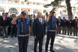 Başkan Bozkurt; Mukaddesat uğruna canlarını siper eden ve bu uğurda şehit olmayı göze alan gazilerimizin #GazilerGünü'nü tebrik ediyorum.