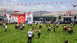 BAŞKAN ÖZAŞKIN, ER MEYDANININ HEYECANINA ORTAK OLDU