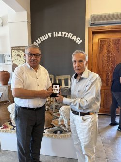 Gazeteci Yavuz Donat Şuhut’u ziyaret etti