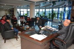 Askere gidecek olan gençlerimizden Başkan Bozkurt'a ziyaret