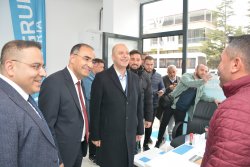 Başkan Bozkurt  Afyonkarahisar  Ak Parti Milletvekili Adayı Dr.Hasan Arslan ile birlikte esnaf ve köyleri ziyaret etti.