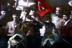 Büyük Taarruz'un 101.Yılı Açılış Programı Kadim İlçemiz,Zafer Meşalesinin Yakıldığı Topraklar Olan Şuhut'ta On Binlerce Misafirlerimizin Katılımlarıyla Gerçekleşti.Programa Cumhurbaşkanı Yardımcımız Cevdet Yılmaz'da Katıldı.