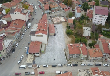 Hamza Paşa Meydanı ve Yeni Umumi Tuvaletleri Halkımızın Kullanımına Açtık