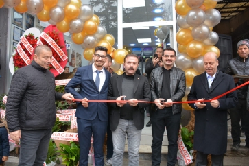Şuhut'umuzda yeni bir iş yeri açılışı gerçekleştirmenin sevincini yaşıyoruz. 