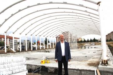 Başkan Bozkurt, Yüzme Havuzu İnşaatını İnceledi