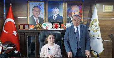 ŞUHUT’TA 23 NİSAN’DA MAKAM ÇOCUKLARA EMANET EDİLDİ