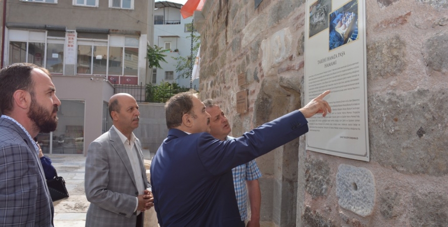 Bakan Eroğlu Şuhutlu Şehit ve Gaziler Hatıra Merkezini Ziyaret Etti.