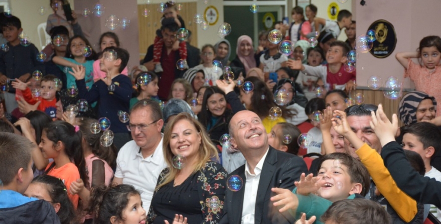 Şuhut Belediyesi Çocuk Festivalinde Çocuklar Doyasıya Eğlendi.