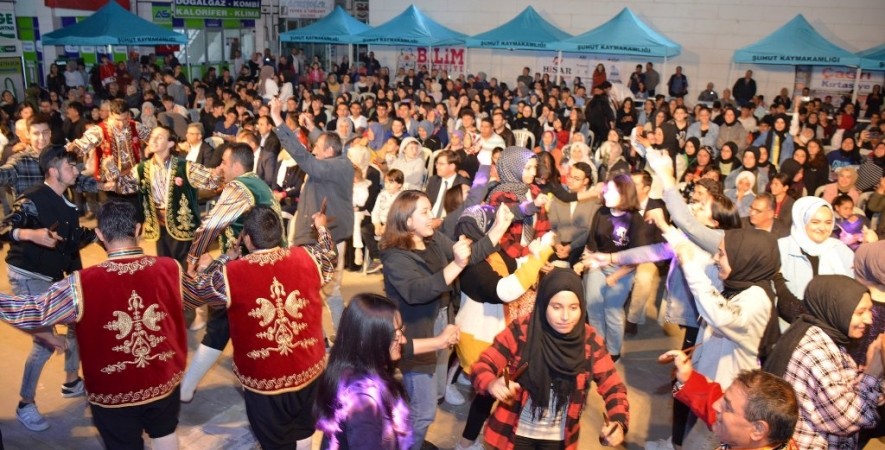 Şuhutlular Yaren Gecesinde Buluştu.