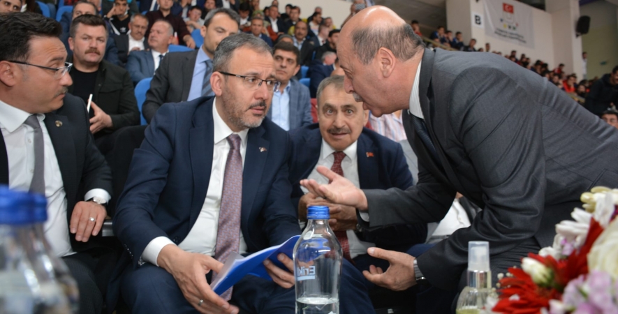 BAŞKAN BOZKURT BAKAN KASAPOĞLU İLE GÖRÜŞTÜ