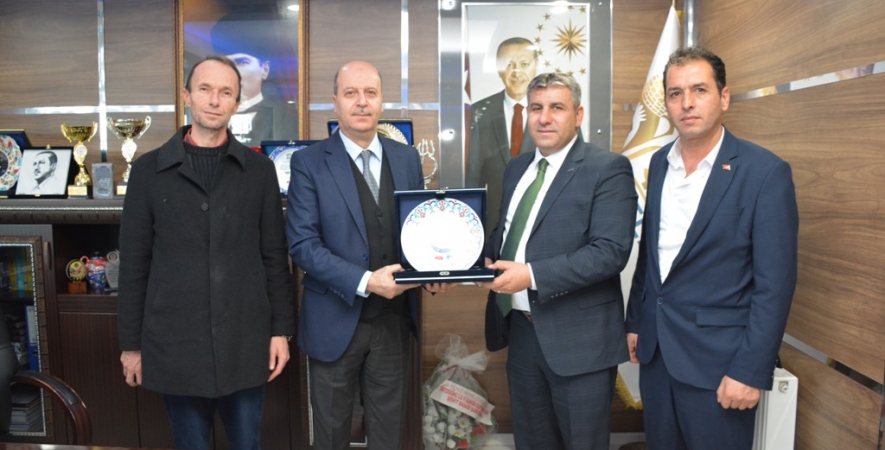 Hizmet-İş Sendika Temsilcilerinden Başkan Bozkurt'a Ziyaret