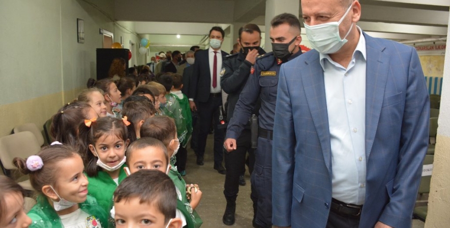 Başkan Bozkurt 2021-2022 Eğitim Öğretim Yılı Açılış Törenine Katıldı.