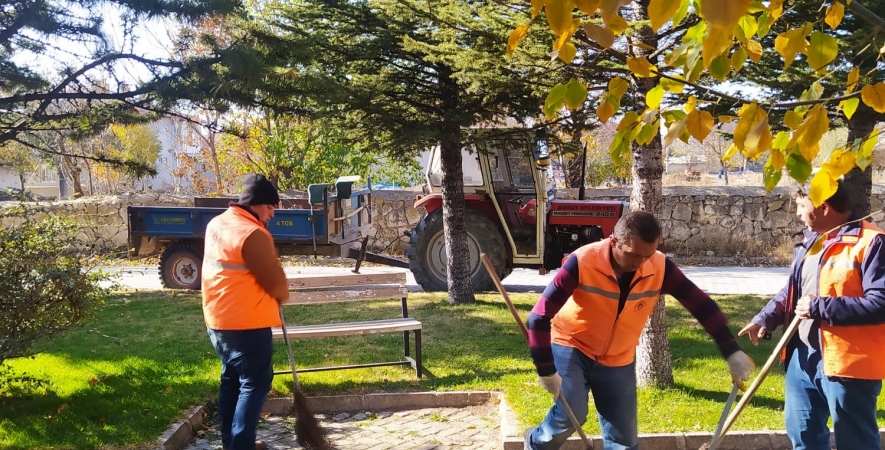 Sonbahar'da Çevre Temizlik ve Bakım Çalışmaları Yapıldı