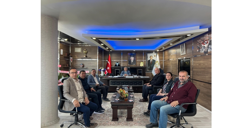 ZİRAAT ODASI BAŞKANI ÖMER TUNCAY VE YÖNETİM KURULUN'DAN BAŞKAN ÖZAŞKIN'A ZİYARET