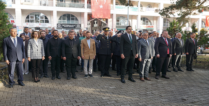 ŞUHUT’TA ATATÜRK SAYGI VE ÖZLEMLE ANILDI
