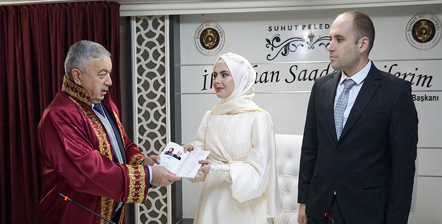 ŞUHUT’TA 2026 YILININ İLK NİKAHI KIYILDI