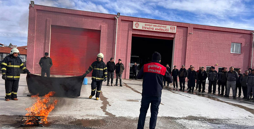 BELEDİYE PERSONELLERİMİZE YANGIN EĞİTİMİ VERİLDİ